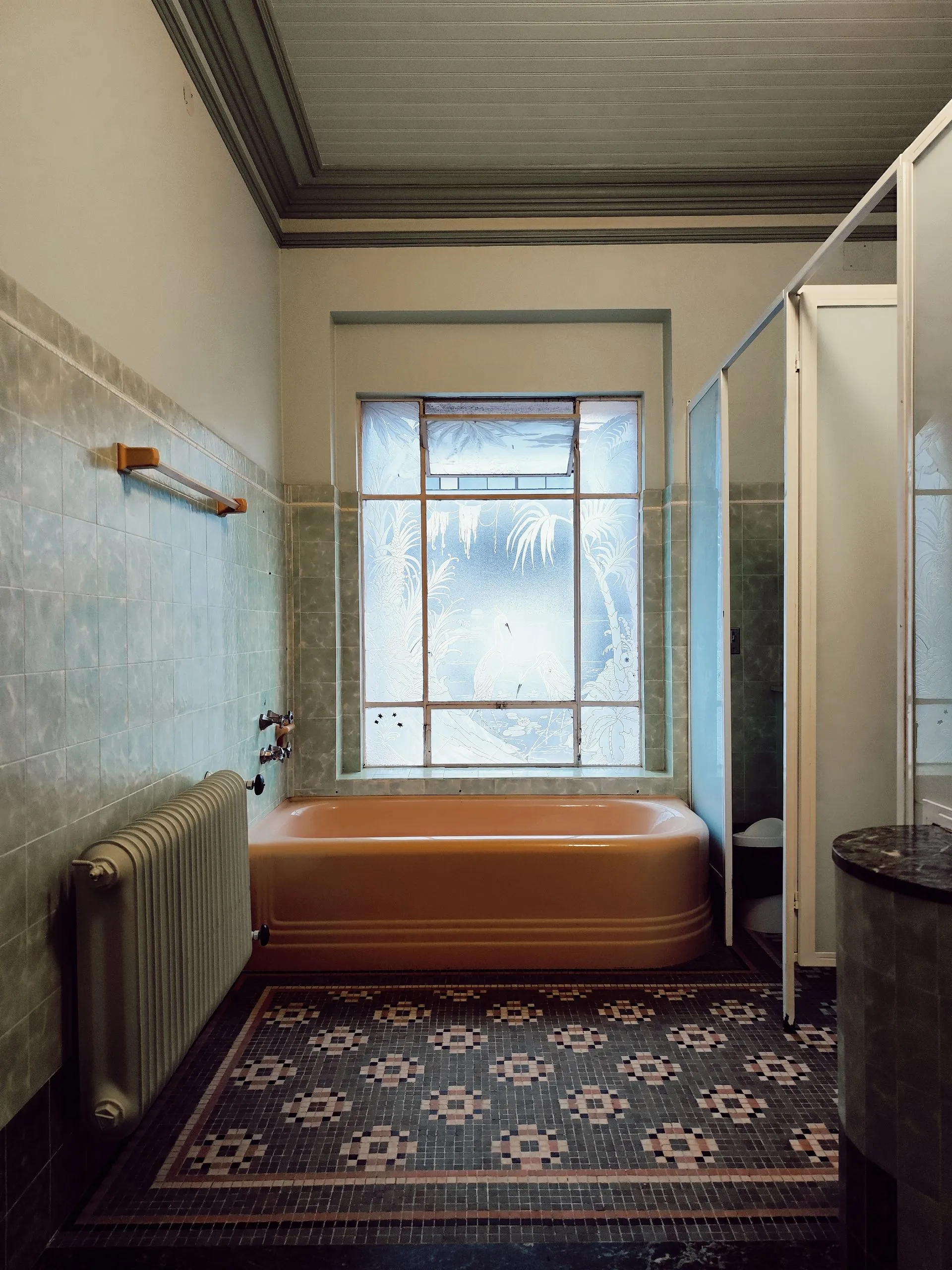 Baño antes de la reforma — fotografía ilustrativa